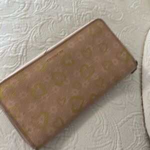 Coach Waverly Heart Print accordion zip wallet